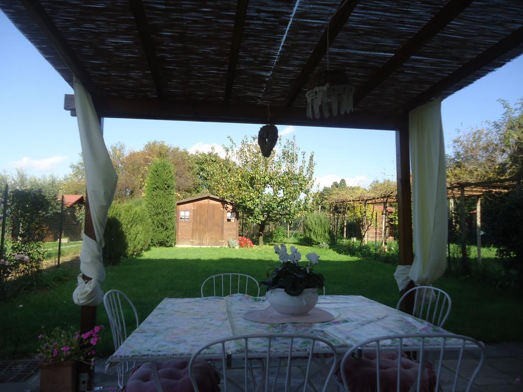 Suite "La Badia" Scandicci Szoba fotó