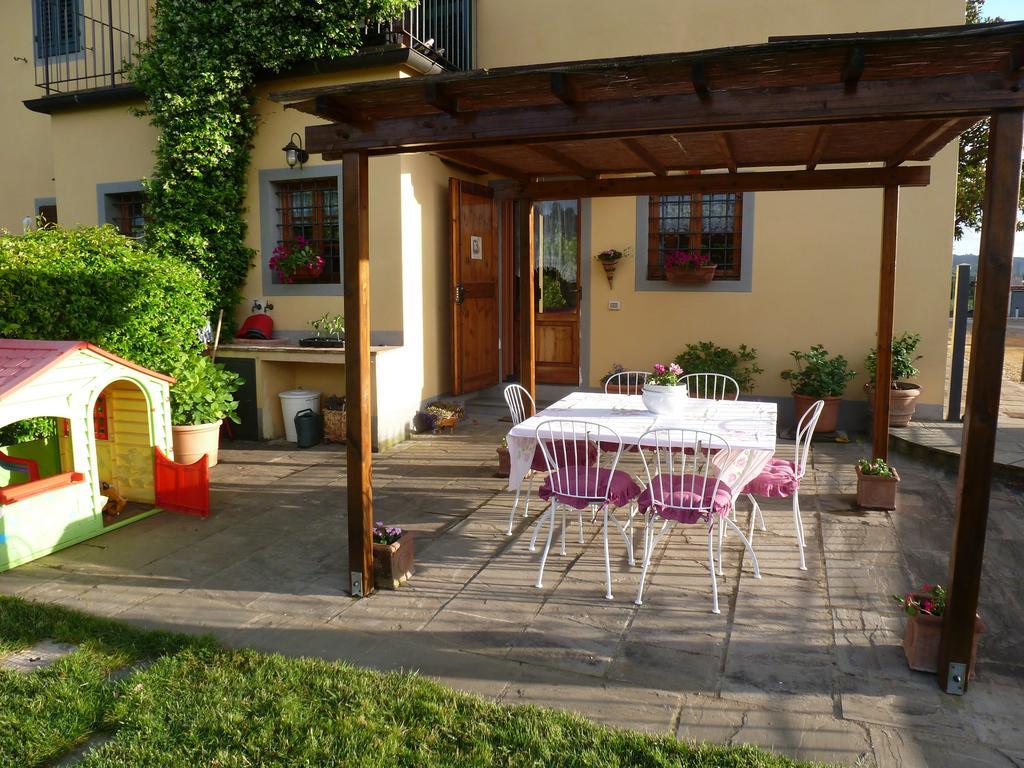 Suite "La Badia" Scandicci Szoba fotó